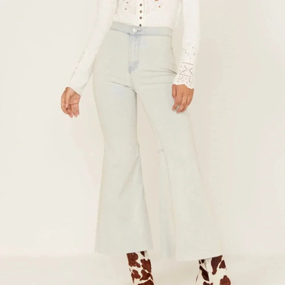 Free People We The Free jeans High Rise Youthquake super Flare Light Wash 27 - Picture 4 of 13